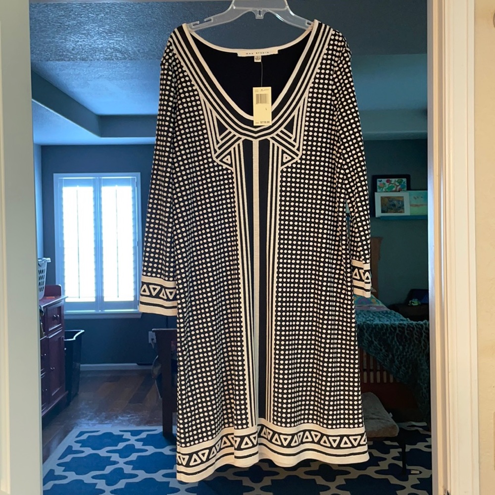 Max Studio Dress - relaxed fit sheath